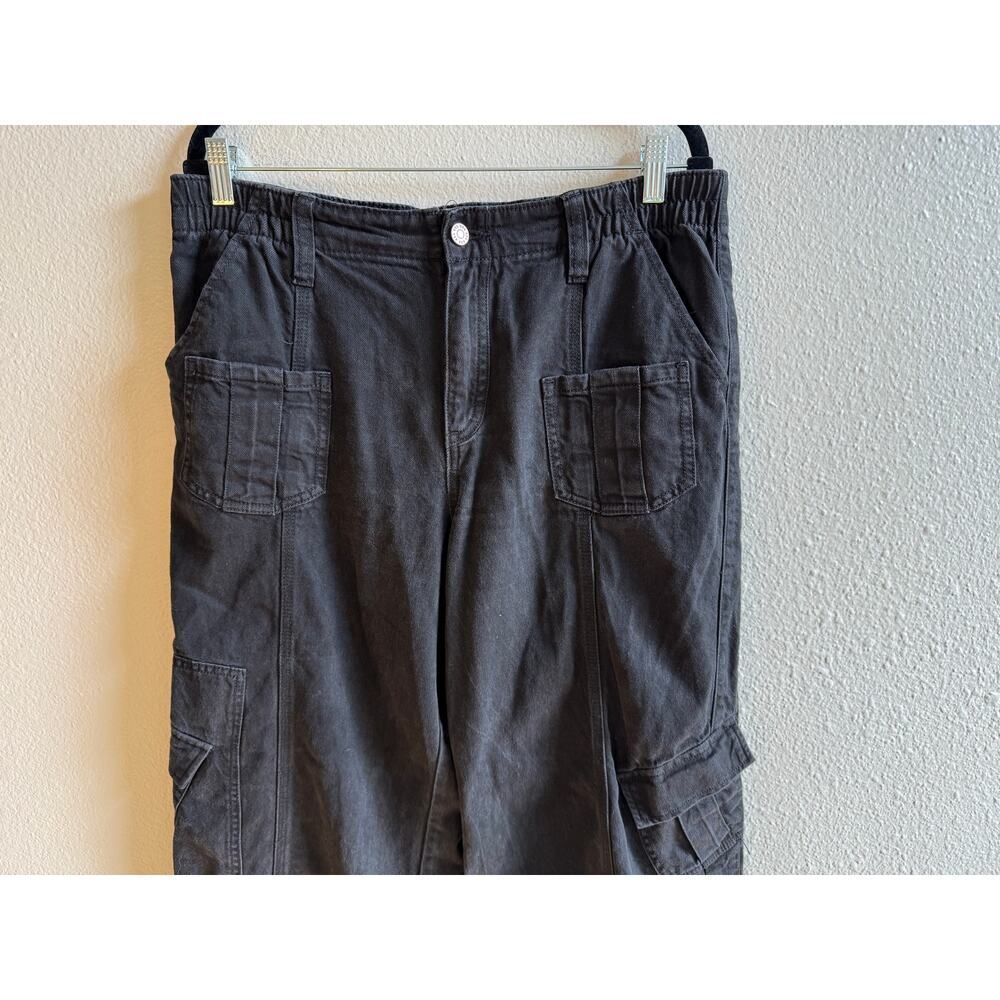 BDG Urban Outfitters Sz 31 Black Y2K Cargo‎ Pants Cotton EUC - Picture 2 of 10